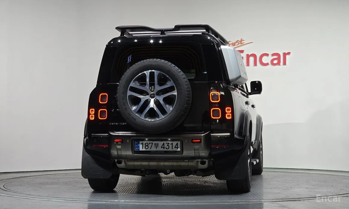 Фото 4 - Land Rover Defender