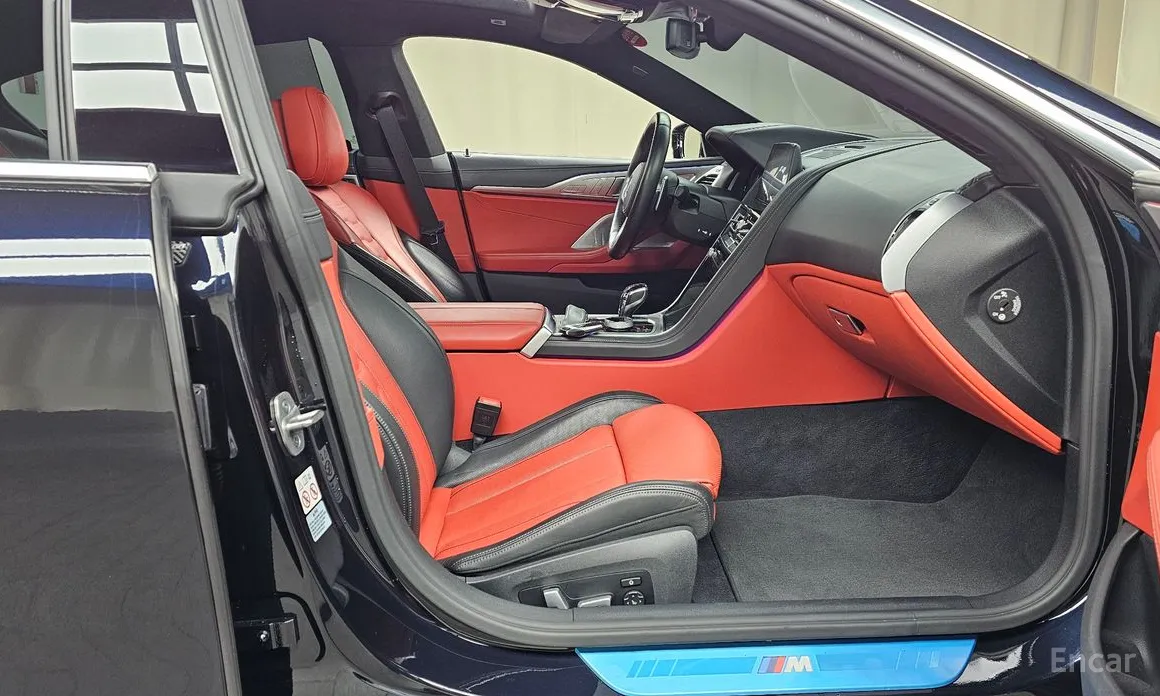 Фото 11 - BMW 8 Series