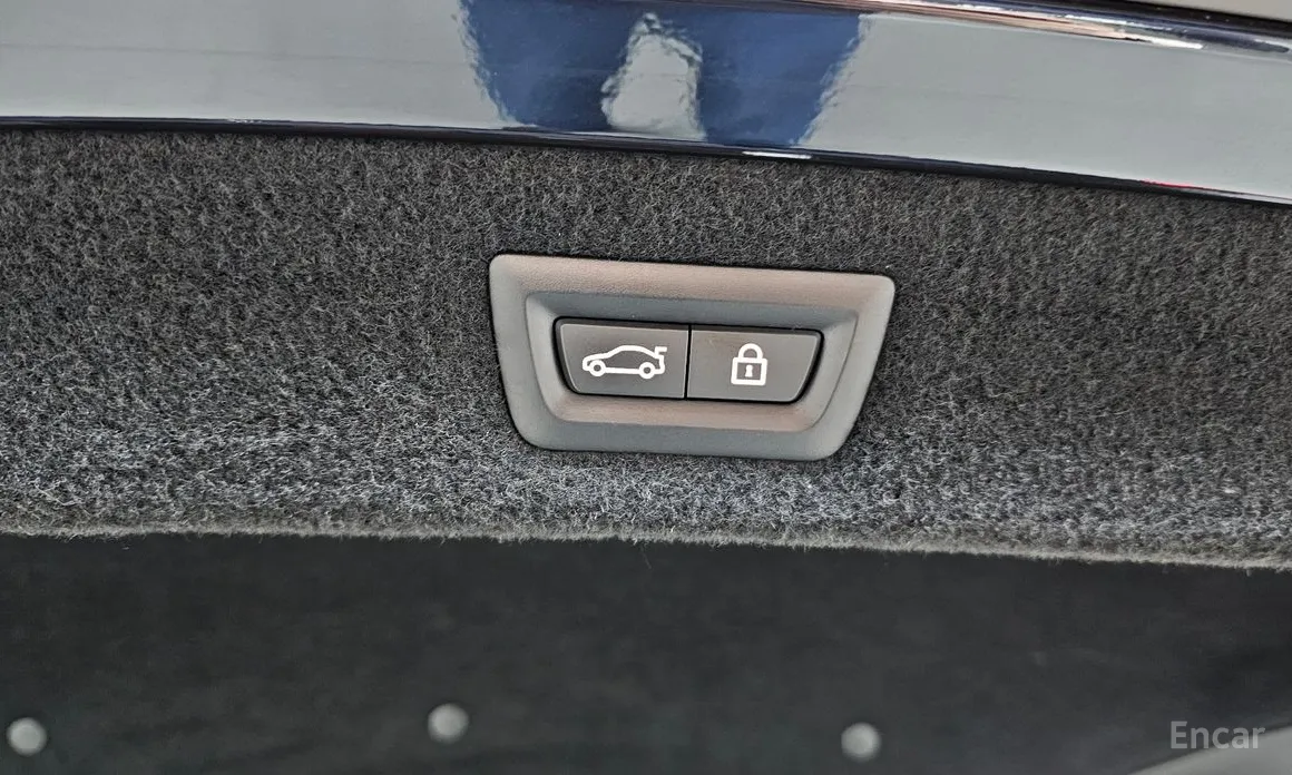 Фото 20 - BMW 8 Series