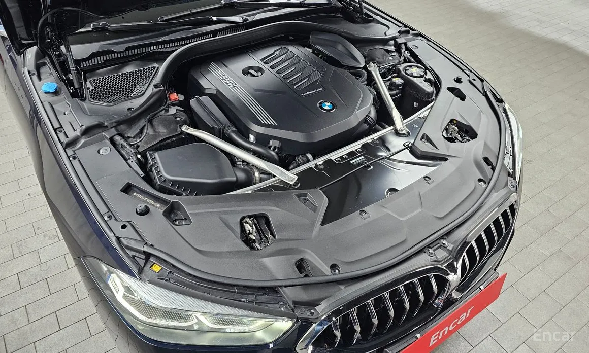 Фото 6 - BMW 8 Series