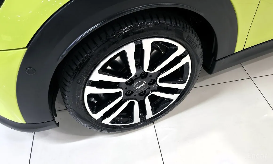 Фото 10 - Mini Cooper