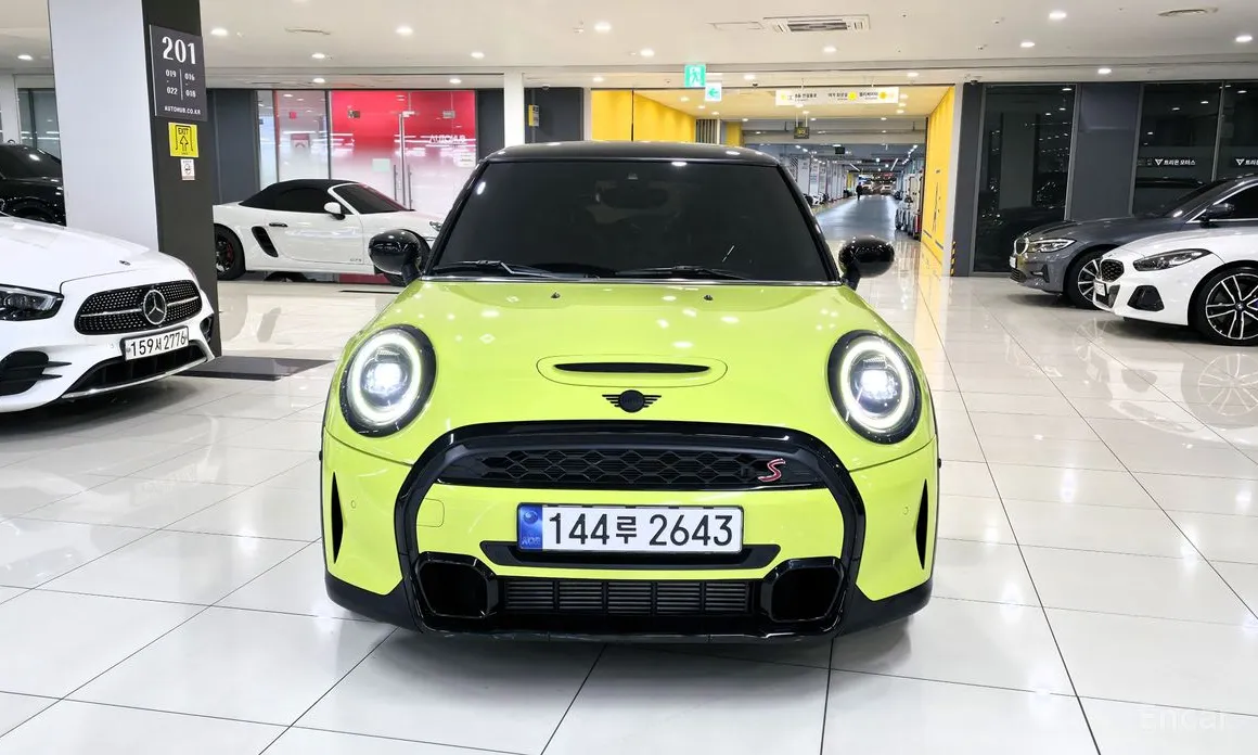 Фото 2 - Mini Cooper