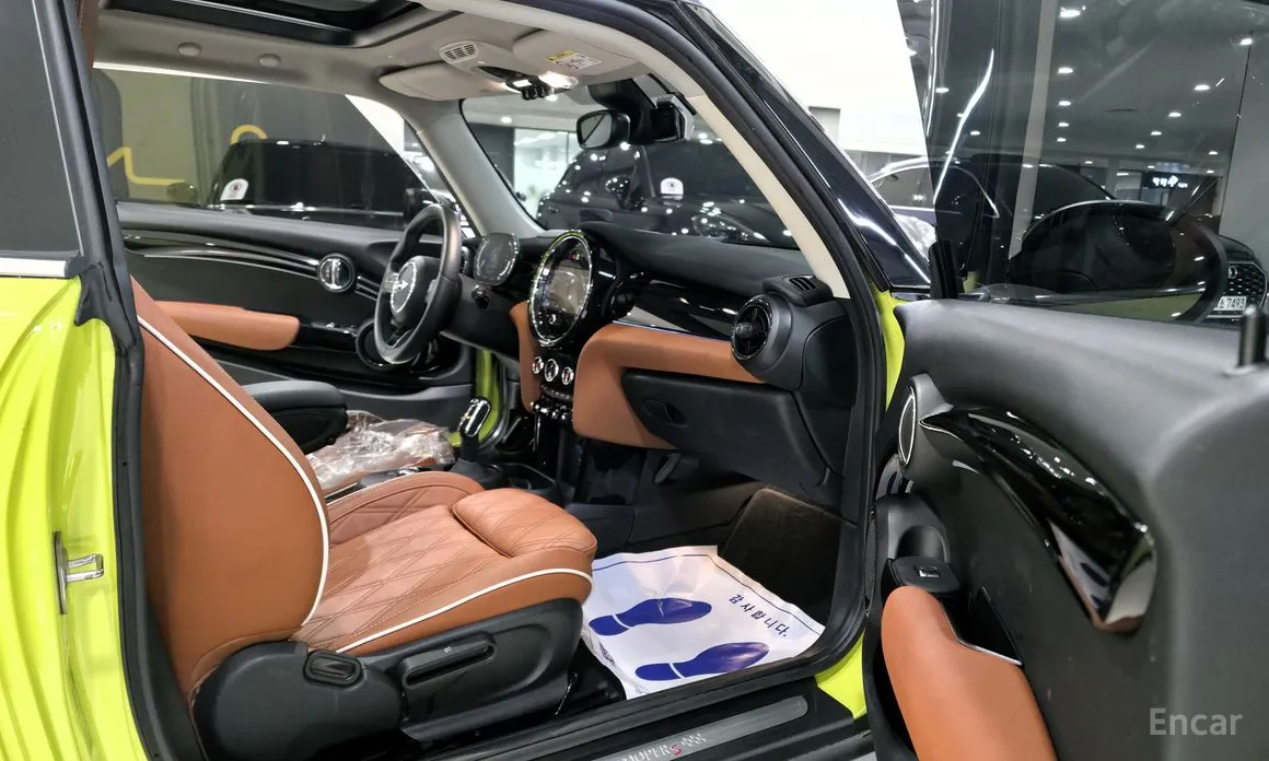 Фото 9 - Mini Cooper