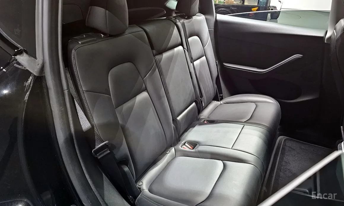 Фото 12 - Tesla Model Y