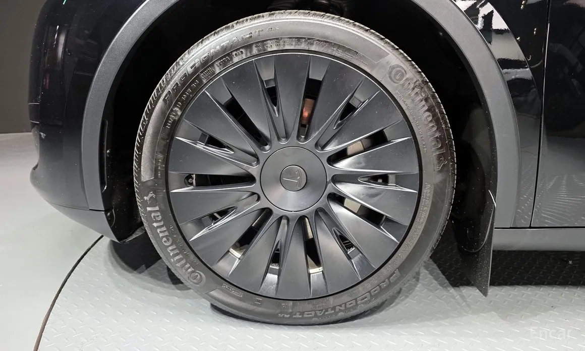 Фото 5 - Tesla Model Y