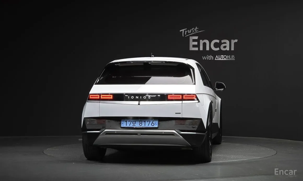 Photo 4 - Hyundai Ioniq 5