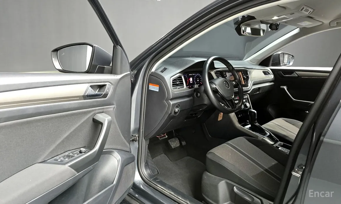 Фото 11 - Volkswagen T-Roc