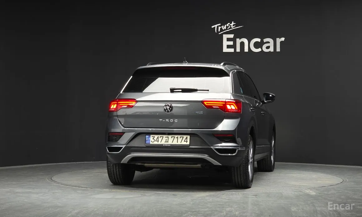 Фото 4 - Volkswagen T-Roc