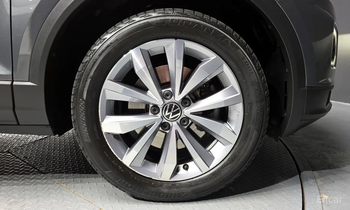 Фото 5 - Volkswagen T-Roc