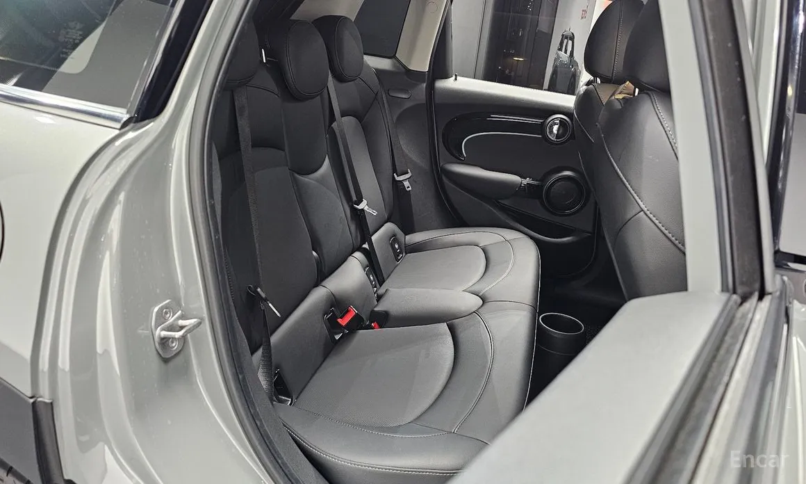 Фото 12 - Mini Cooper