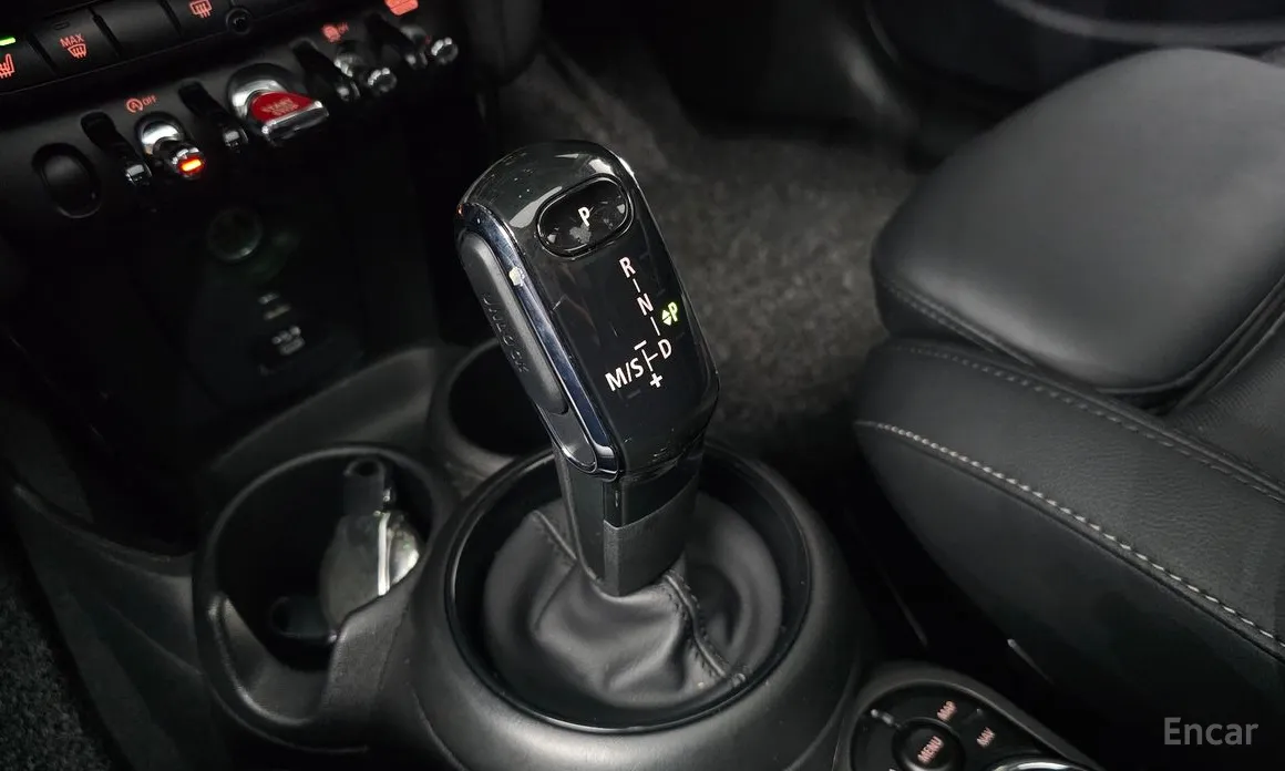 Фото 9 - Mini Cooper