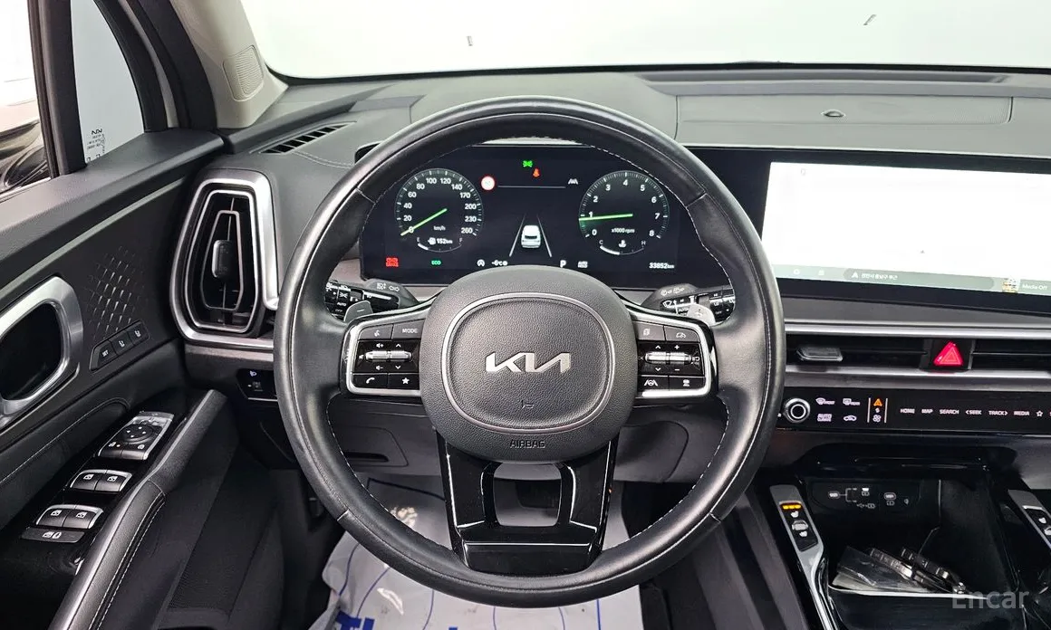 Фото 14 - Kia Sorento