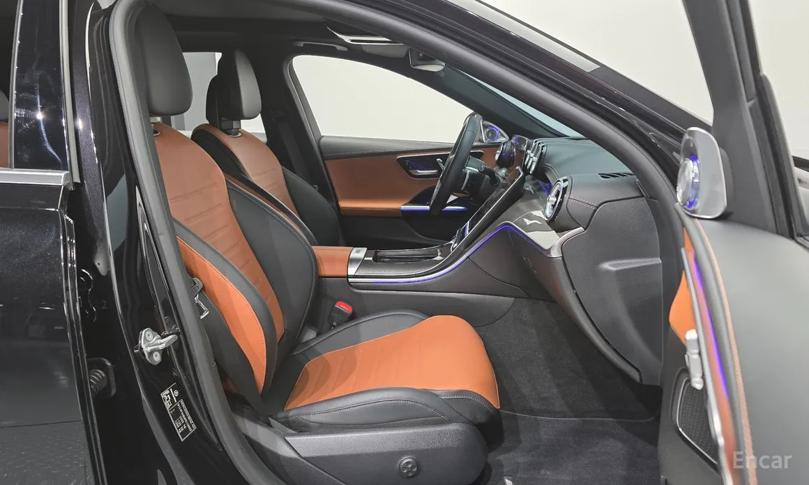 Фото 11 - Mercedes-Benz C-Class