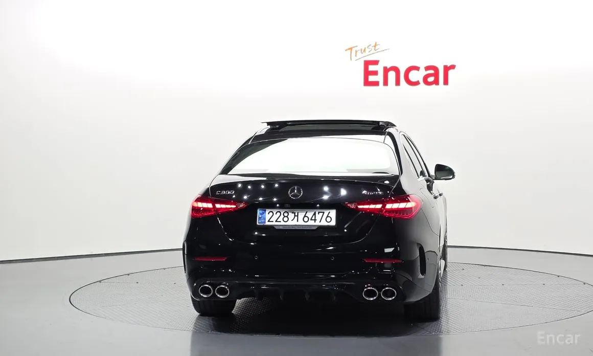 Фото 4 - Mercedes-Benz C-Class