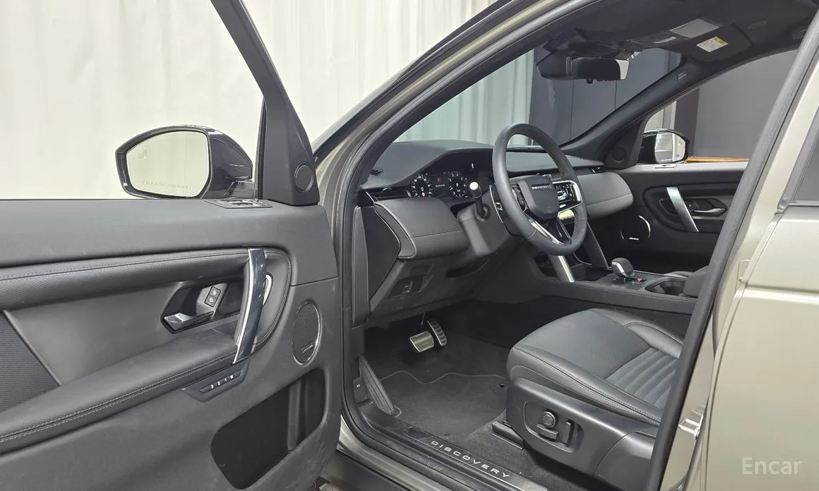 Фото 11 - Land Rover Discovery Sport