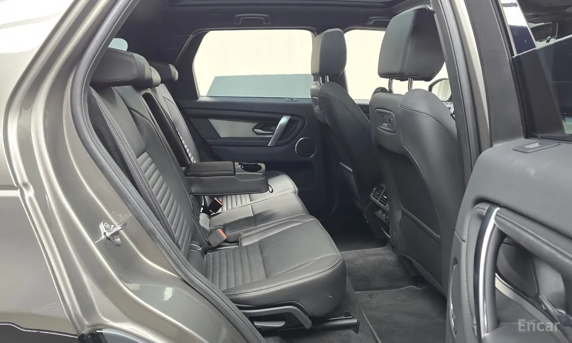 Фото 12 - Land Rover Discovery Sport