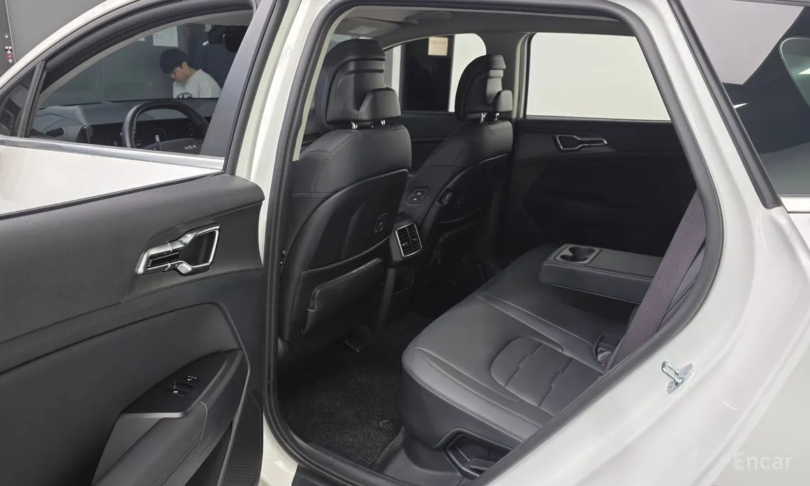 Фото 11 - Kia Sportage