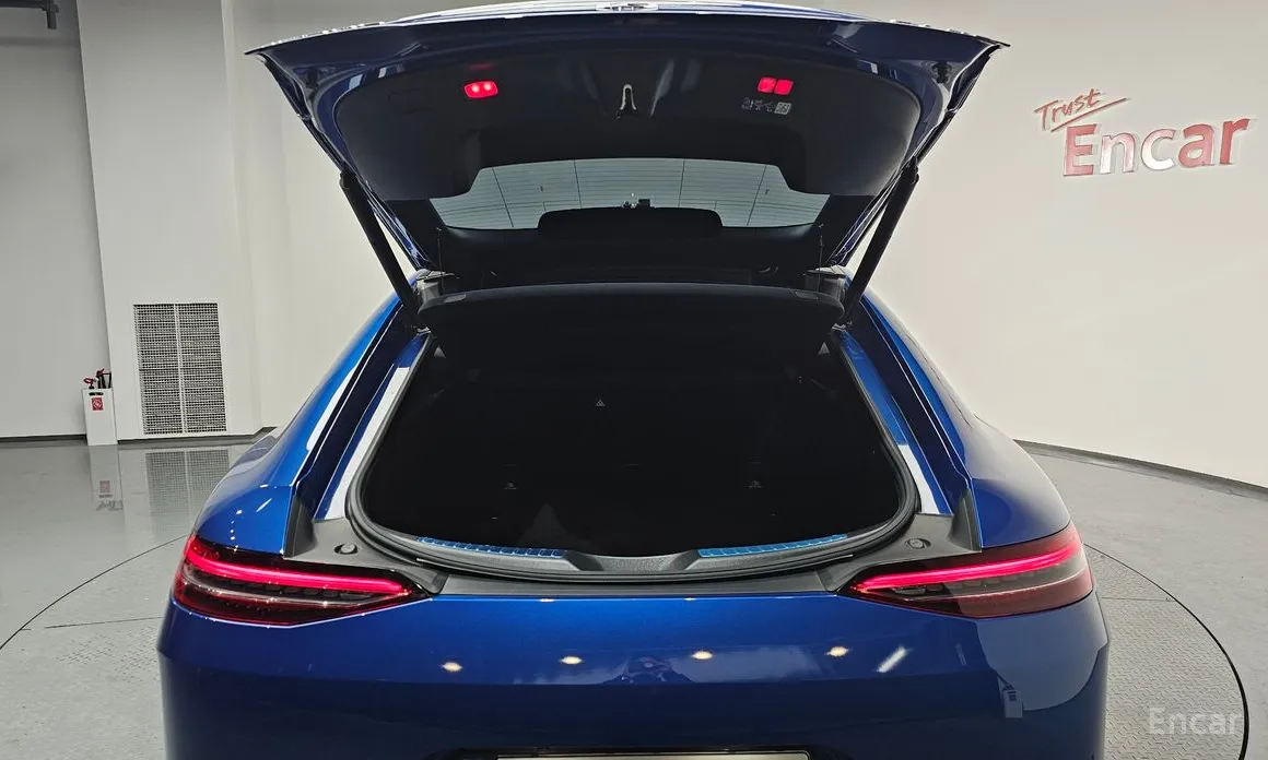 Фото 20 - Mercedes-Benz AMG GT