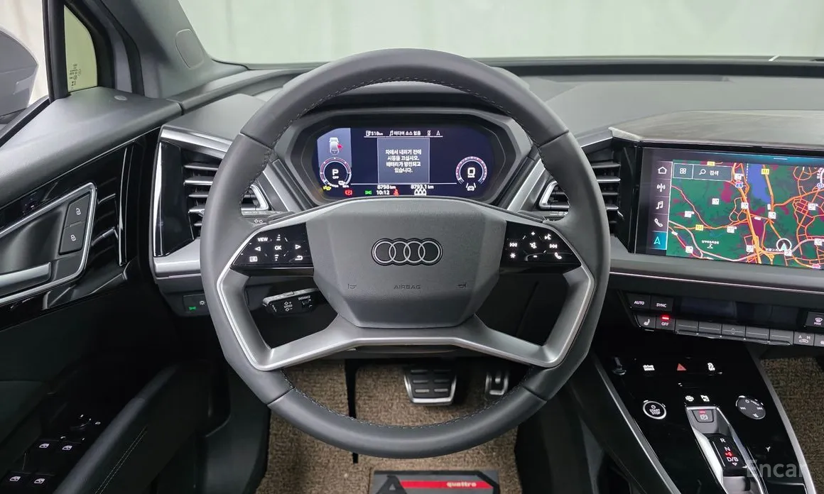 Фото 13 - Audi Q4 e-tron