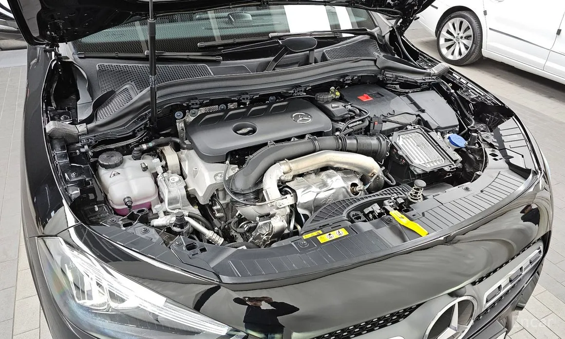 Фото 6 - Mercedes-Benz GLA-Class