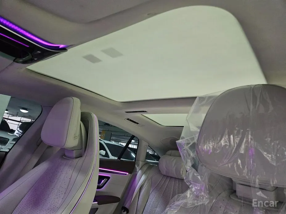 Фото 16 - Mercedes-Benz EQS