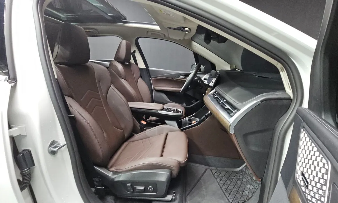 Фото 11 - BMW 2 Series