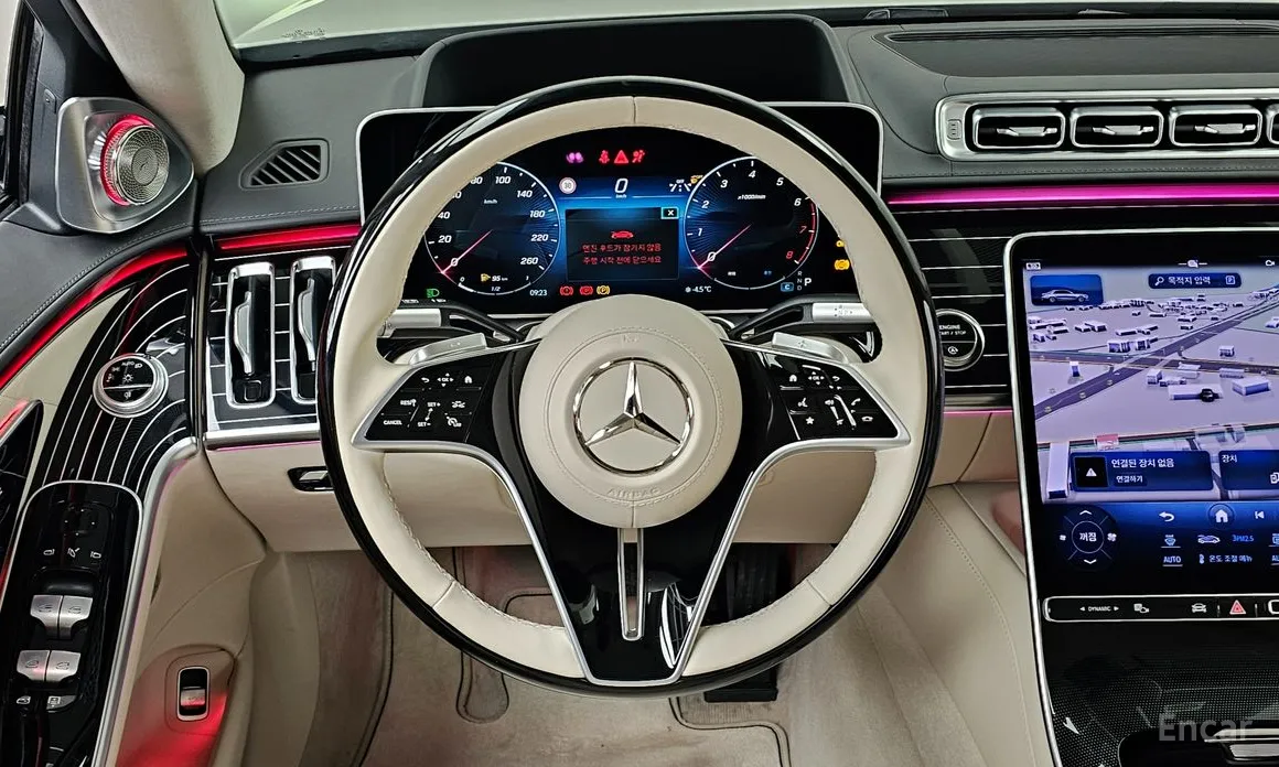 Фото 13 - Mercedes-Benz S-Class