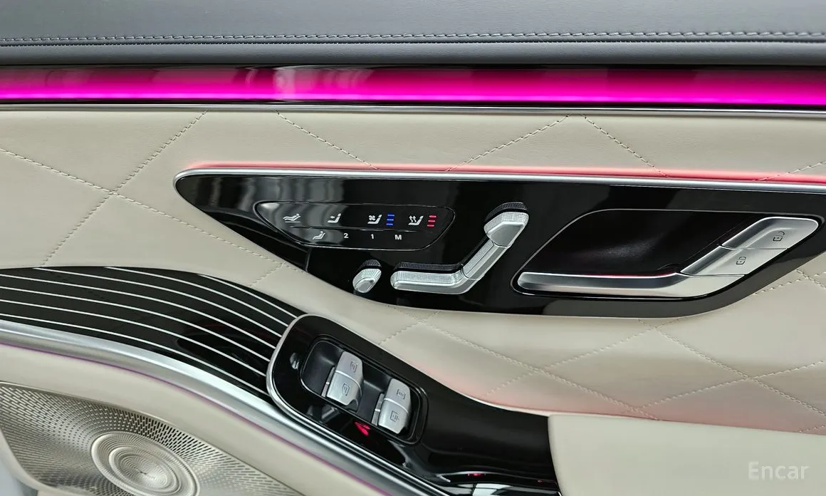 Фото 17 - Mercedes-Benz S-Class