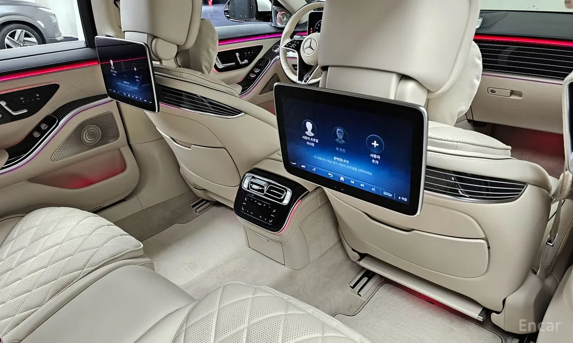 Фото 18 - Mercedes-Benz S-Class