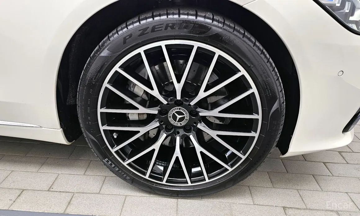 Фото 5 - Mercedes-Benz S-Class