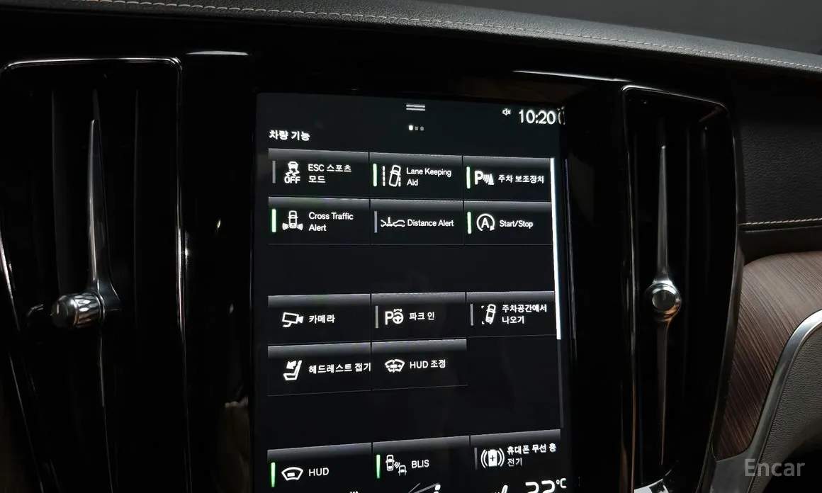 Фото 17 - Volvo V60