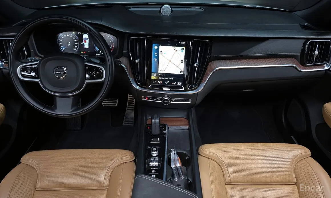 Фото 7 - Volvo V60