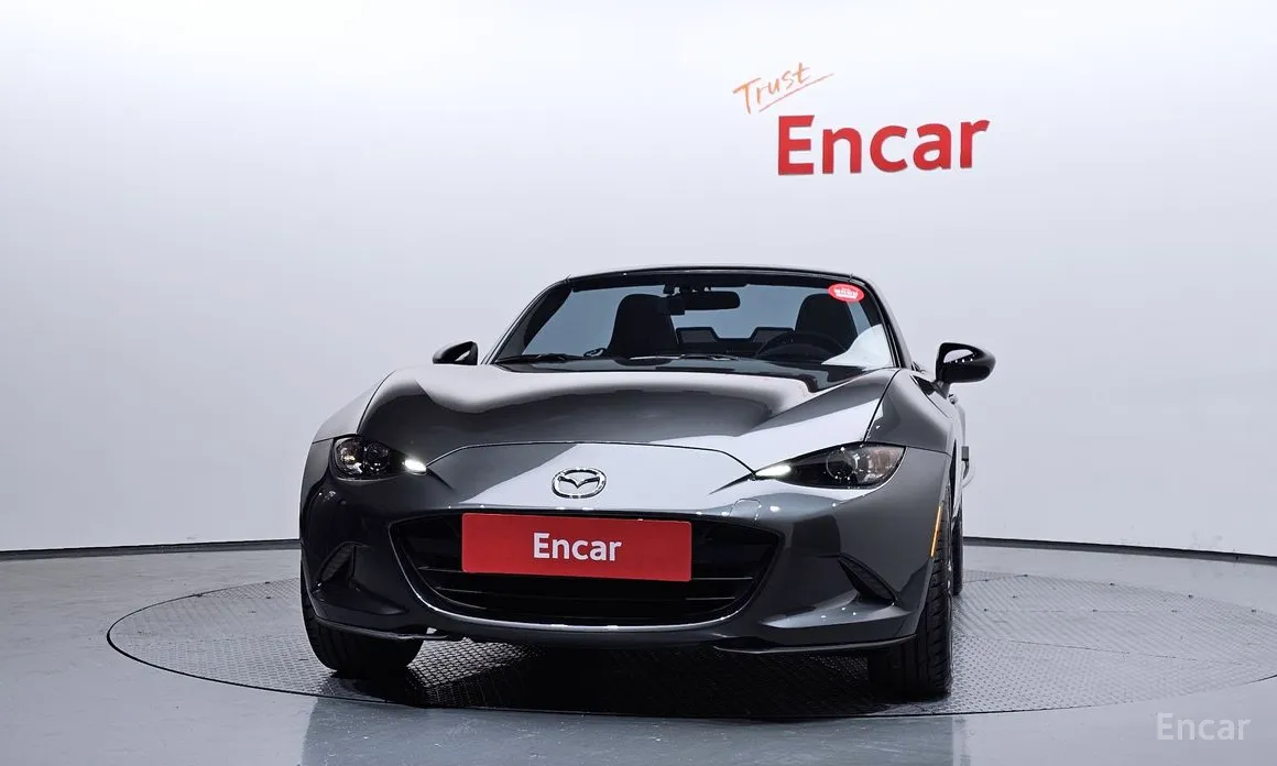 Фото 3 - Mazda MX-5 Miata