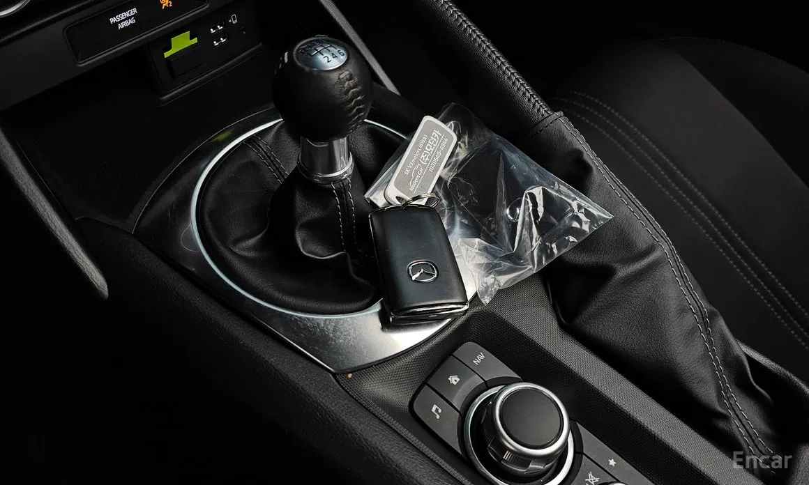 Фото 9 - Mazda MX-5 Miata