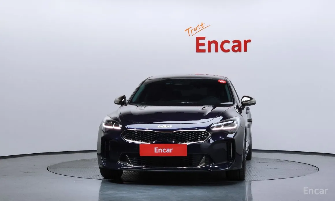 Фото 3 - Kia Stinger