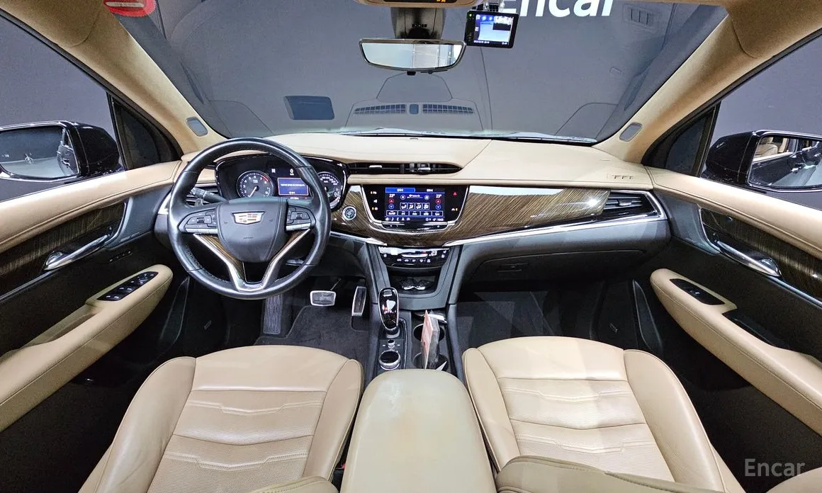 Фото 7 - Cadillac XT6