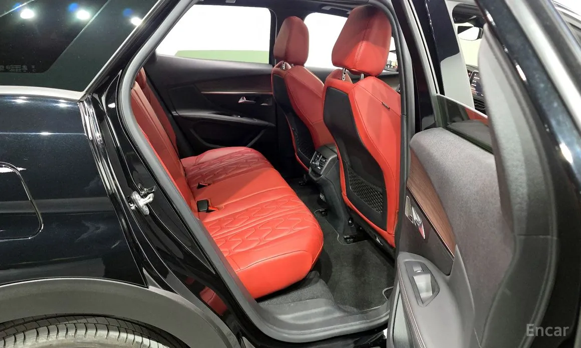 Фото 12 - Peugeot 3008