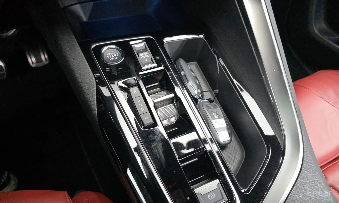 Фото 9 - Peugeot 3008