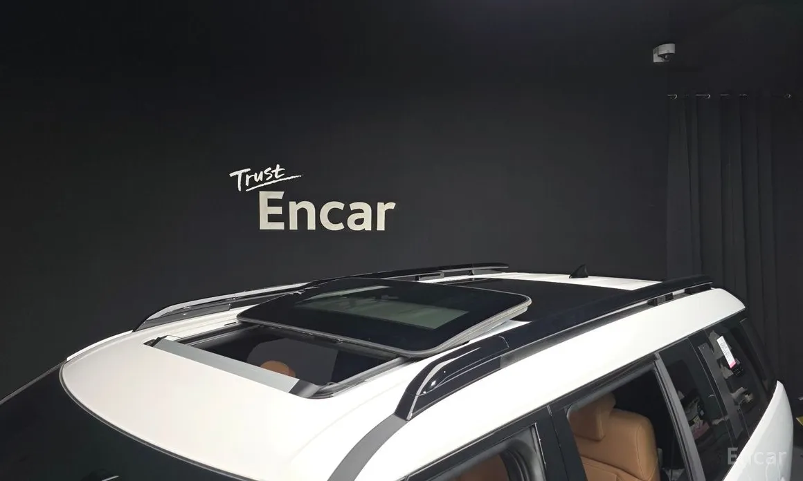 Фото 19 - Hyundai Santa Fe