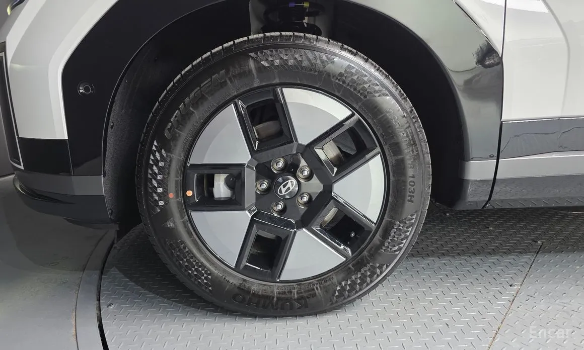 Фото 5 - Hyundai Santa Fe