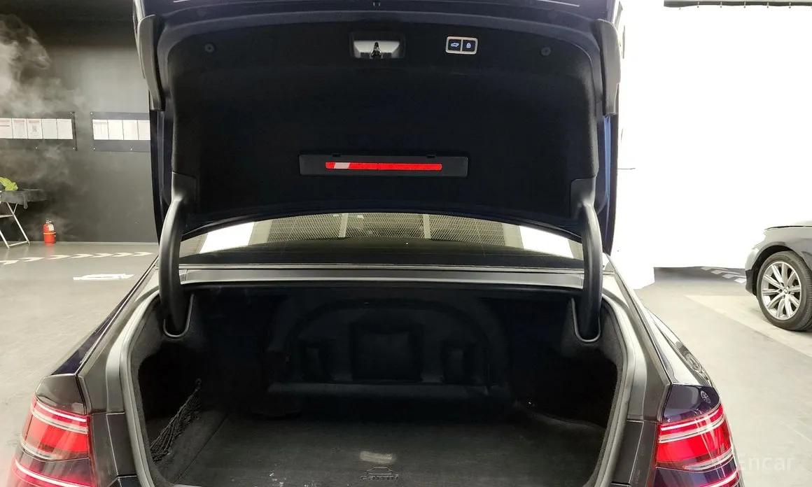 Фото 20 - Genesis G90