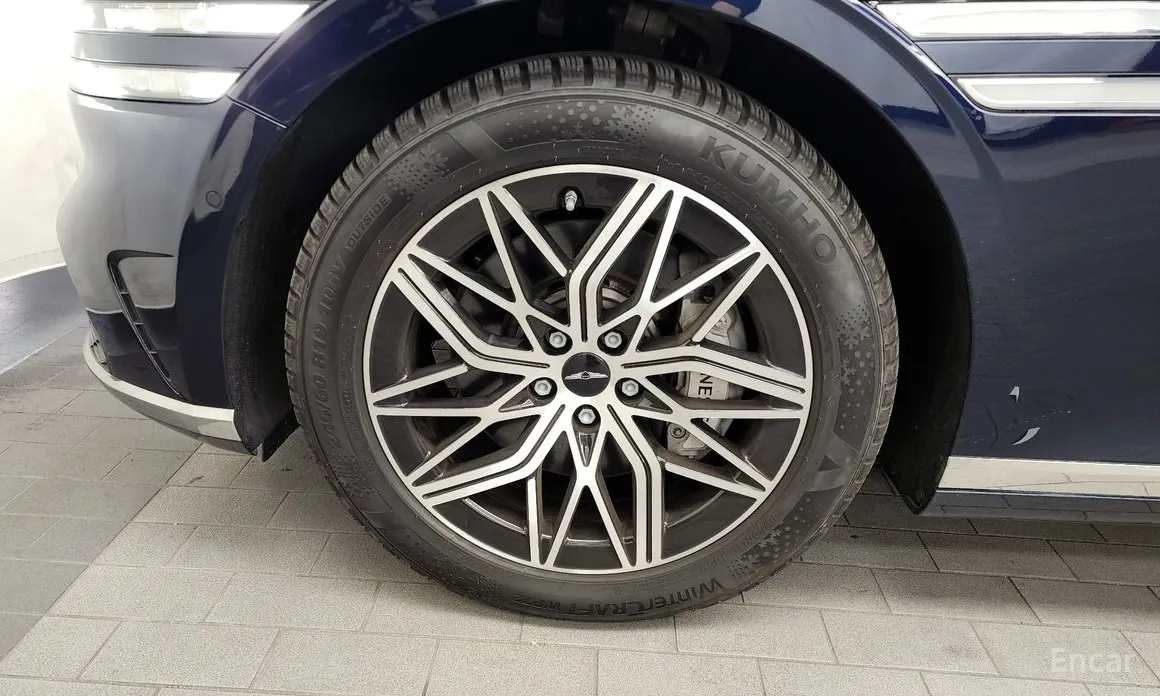 Фото 5 - Genesis G90