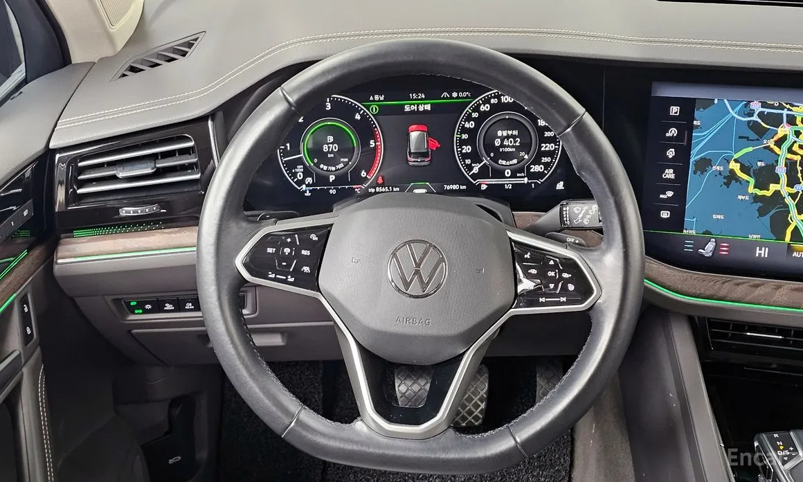 Фото 13 - Volkswagen Touareg