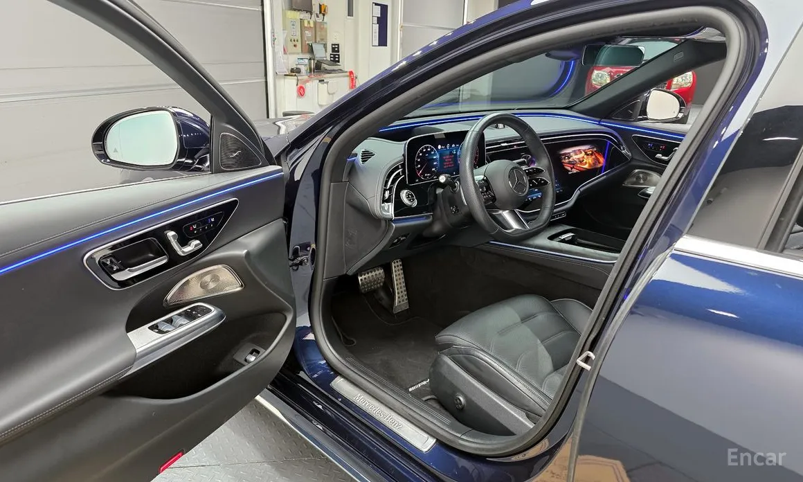 Фото 10 - Mercedes-Benz E-Class