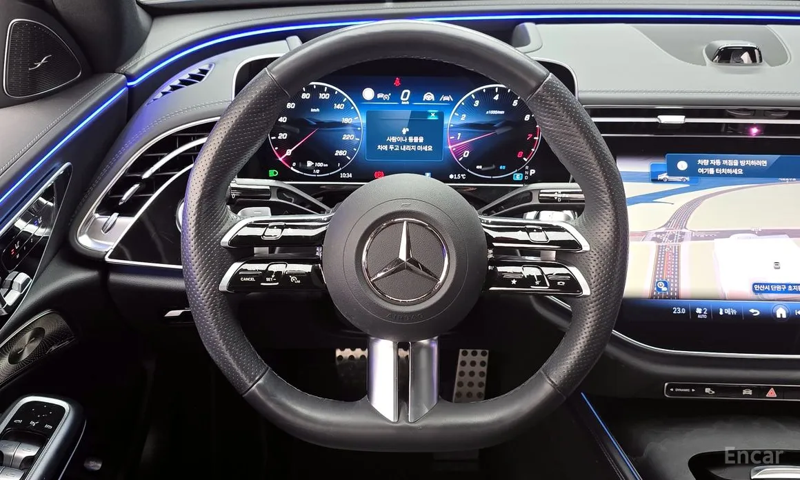 Фото 13 - Mercedes-Benz E-Class