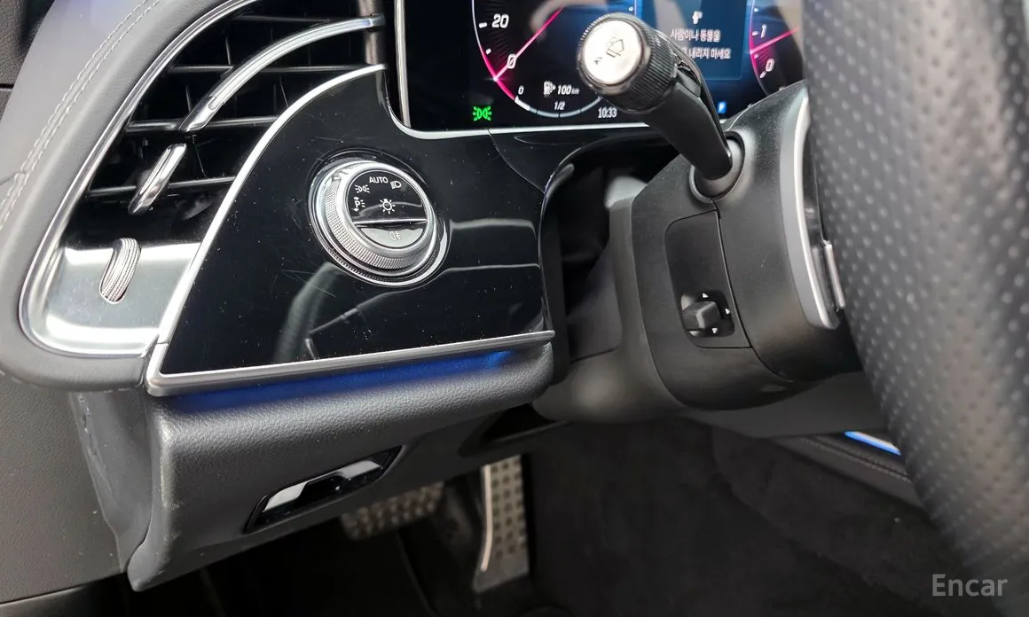 Фото 14 - Mercedes-Benz E-Class