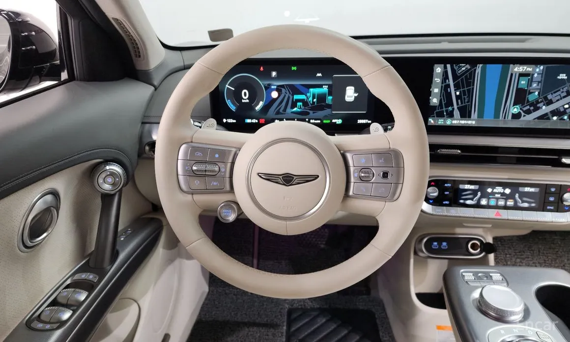 Фото 13 - Genesis GV60