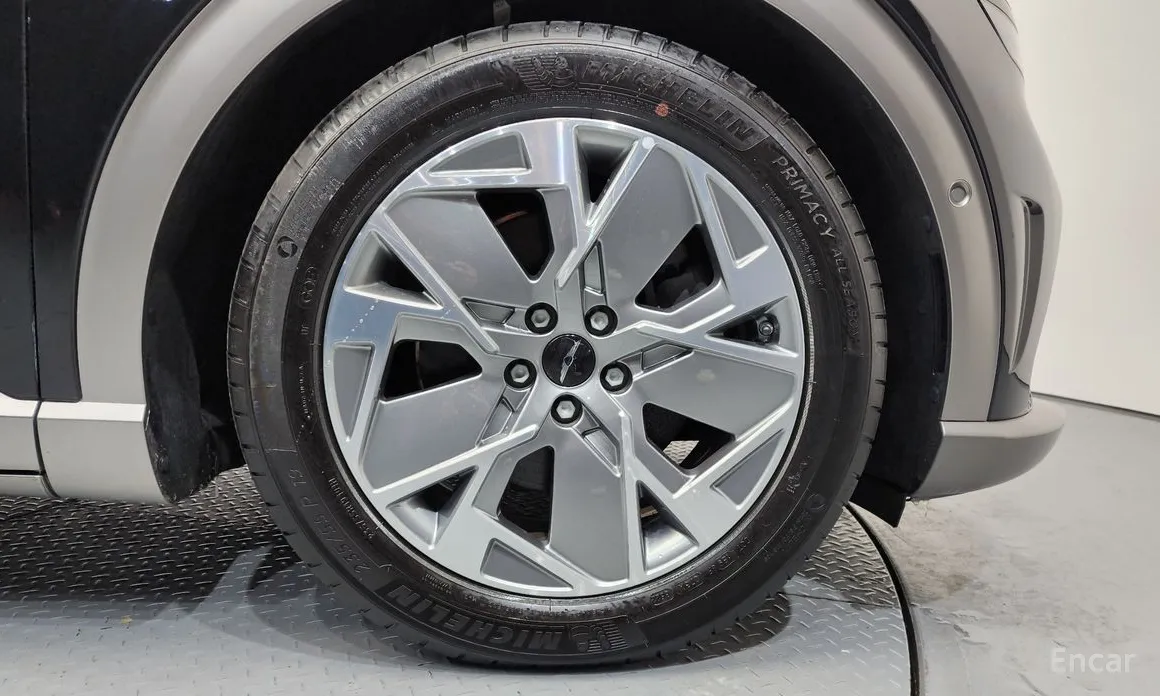 Фото 5 - Genesis GV60