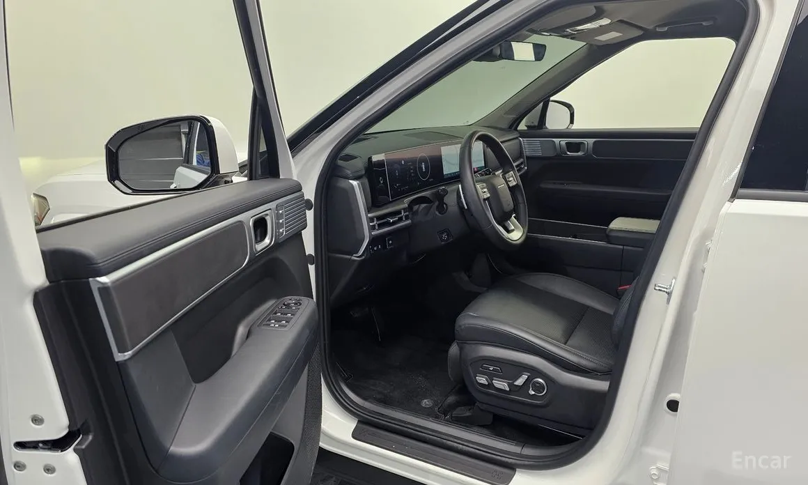 Фото 10 - Hyundai Santa Fe