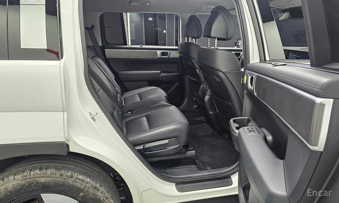 Фото 12 - Hyundai Santa Fe